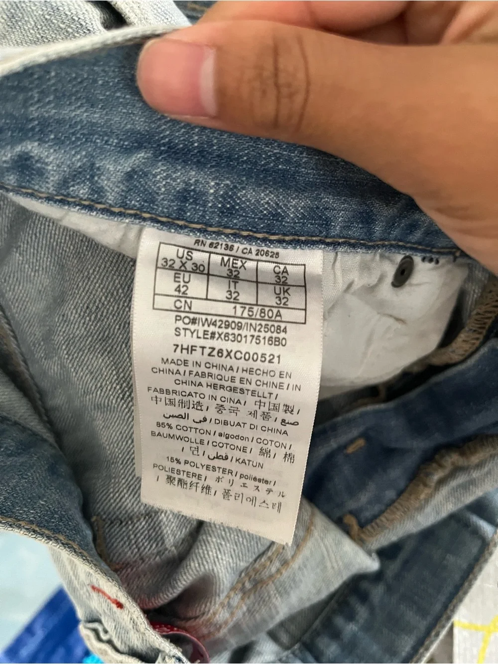 Guess Men's Light Wash Blue Slim Straight Jeans 32 X 30 Vintage Inspired 90s